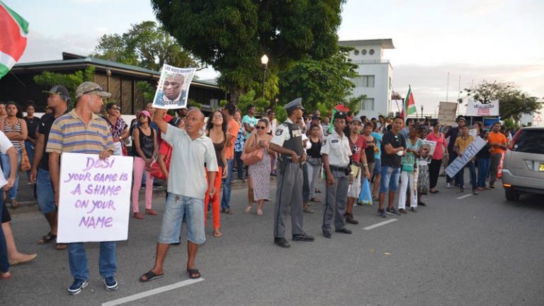 Petitie: ‘Zeg NEE tegen IMF lening Suriname’