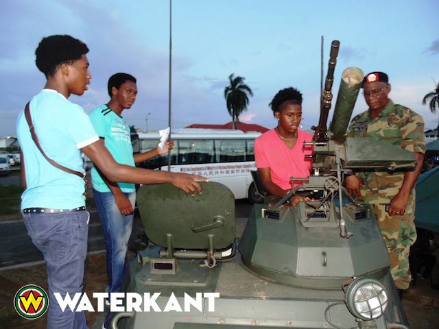 Jongeren Informatiebeurs Nationaal Leger Suriname