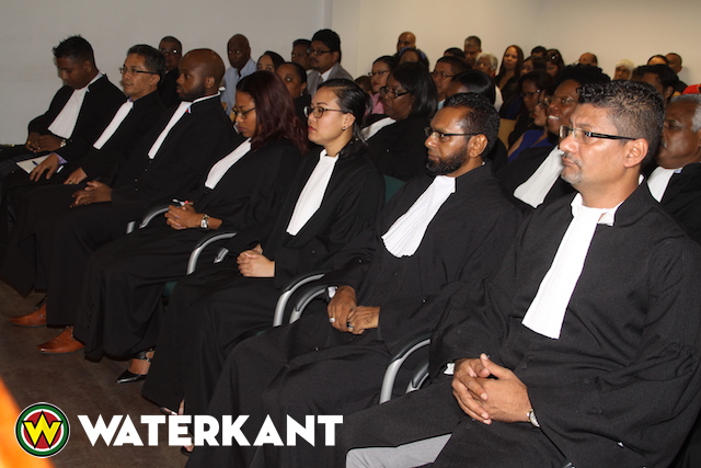 Zes nieuwe advocaten beëdigd in Suriname