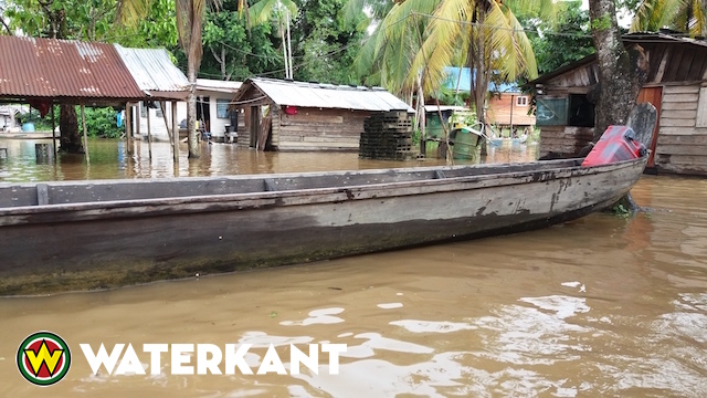 Hulp op gang na overstroming dorpen Oost Suriname