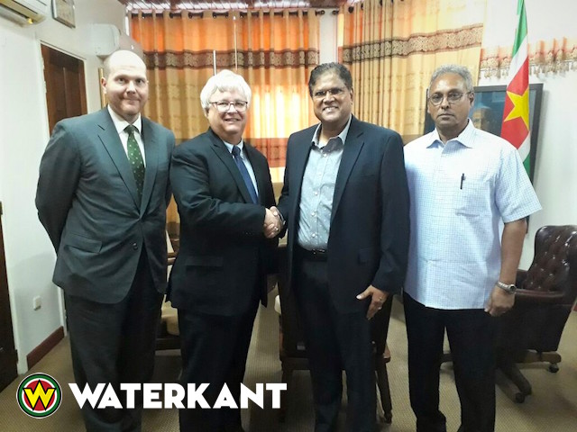 VHP-voorzitter ontvangt VS ambassadeur in Suriname