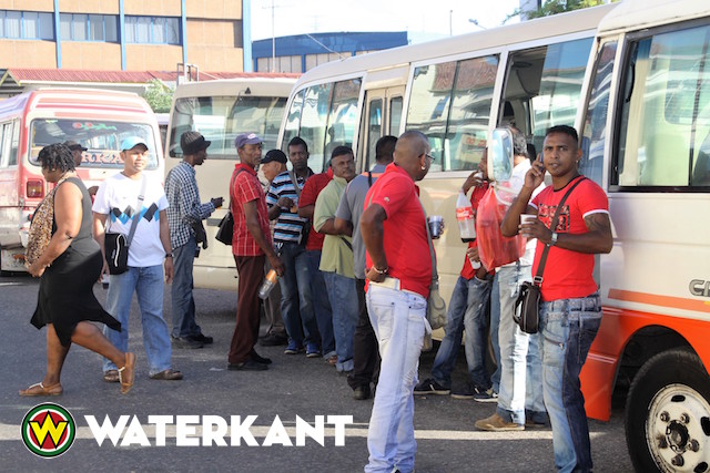 Derde dag waarop er geen schoolvervoer in Suriname is