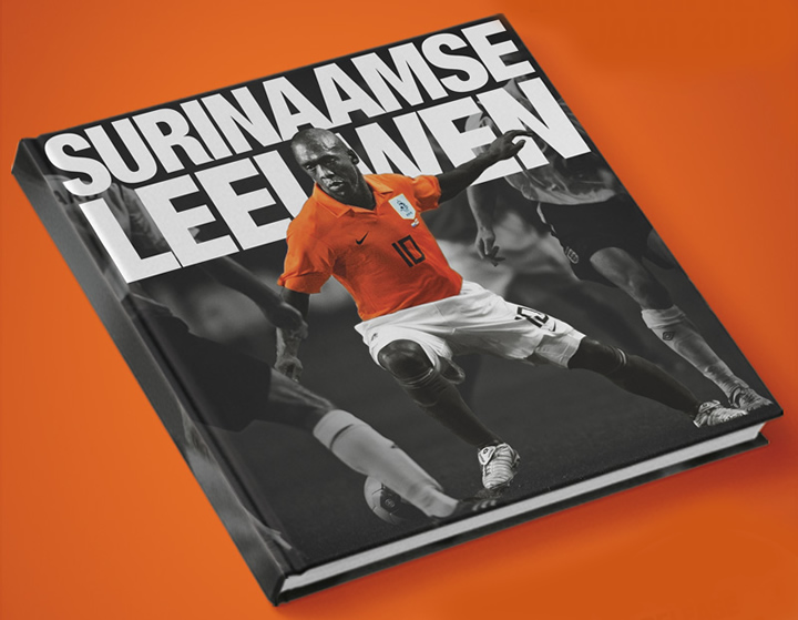 Boek 'Surinaamse Leeuwen' over Surinaamse voetballers in NL