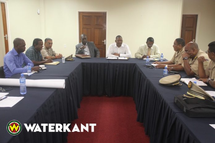 Ministers willen crisisaanpak van wateroverlast in Suriname