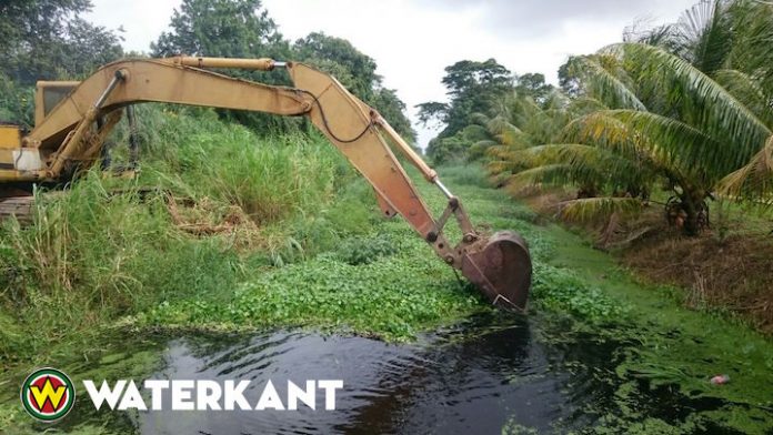 Foto's: Ontwateringswerkzaamheden in Suriname