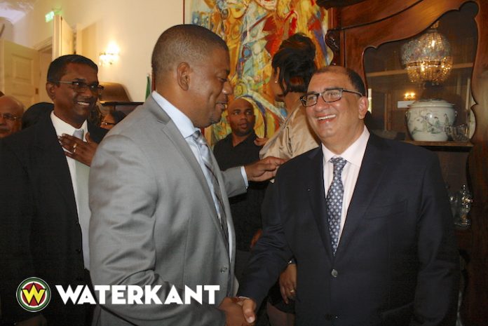 Elias nieuwe minister van Volksgezondheid in Suriname