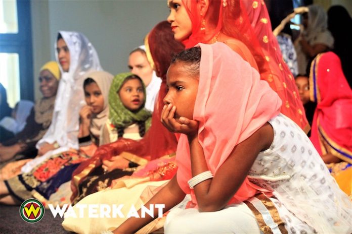 Fotoverslag einde ramadan en viering Eid-Ul-Fitr in Suriname