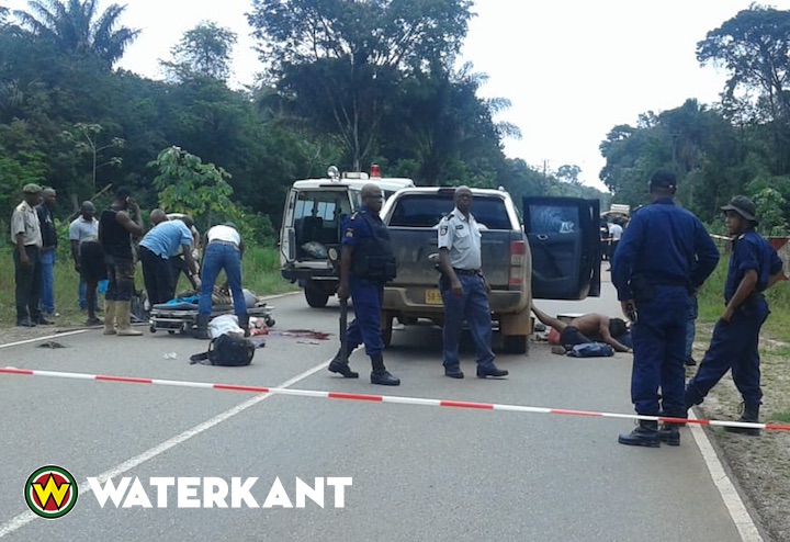 Twee mensen gedood bij overval op de weg in Suriname