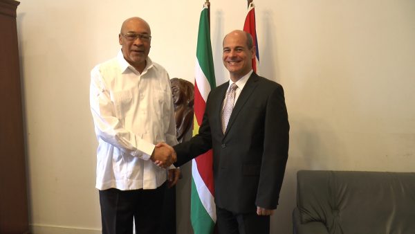 Nieuwe Cubaanse leider heeft boodschap voor Suriname