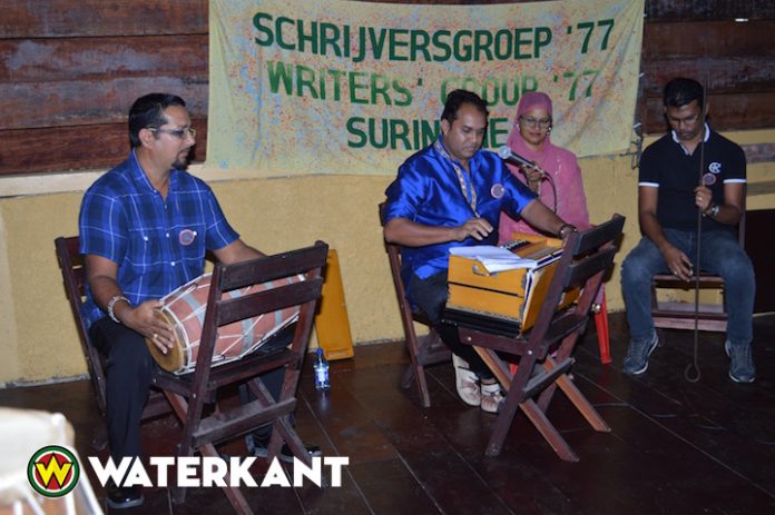 Schrijversgroep '77 staat stil bij Hindoestaanse Immigratie in Suriname