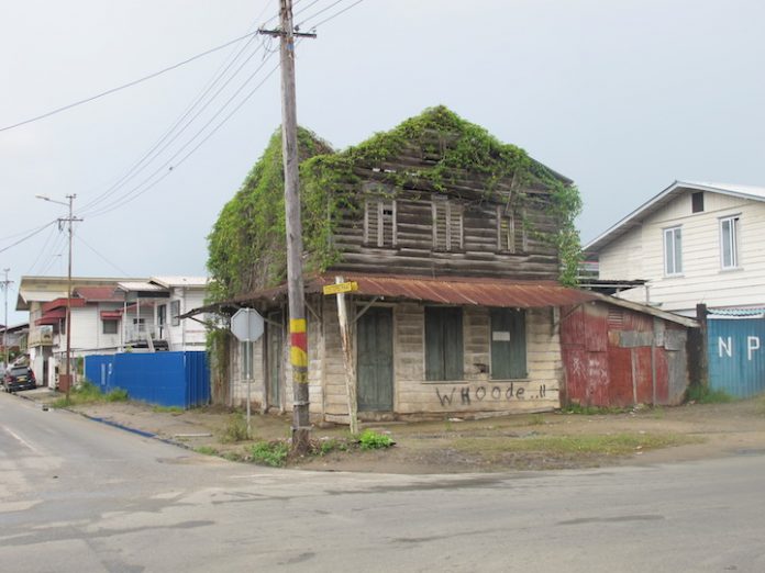 Stadsherstels Surinaamse maanden voor behoud van erfgoed Suriname
