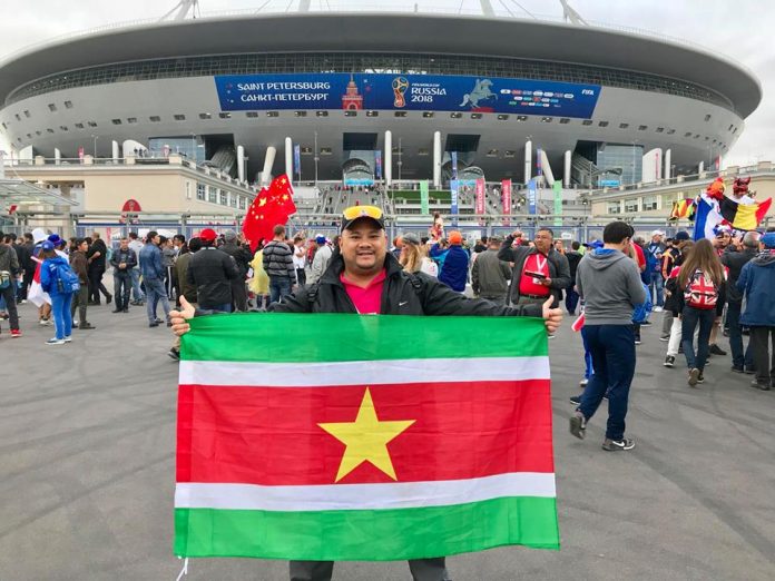 Vlag van Suriname present op WK 2018 in Rusland