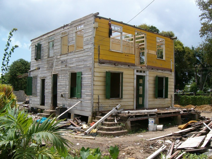 Lezing over (verdwenen) houten volkswoningen in Suriname