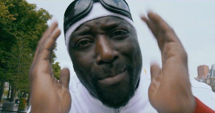 'Ik wil een blanke zijn' zegt Def Rhymz in nieuwe videoclip