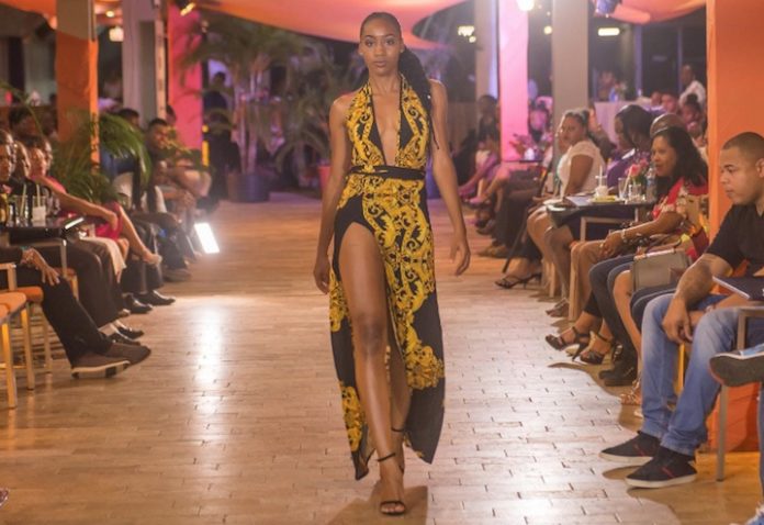 'Glam Fashion Show in Suriname slaat aan bij publiek'