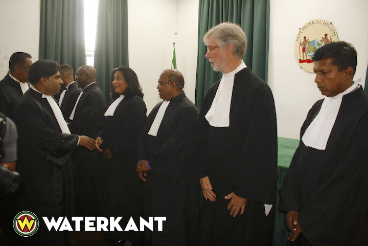 Beëdiging en toelating zeven nieuwe advocaten in Suriname
