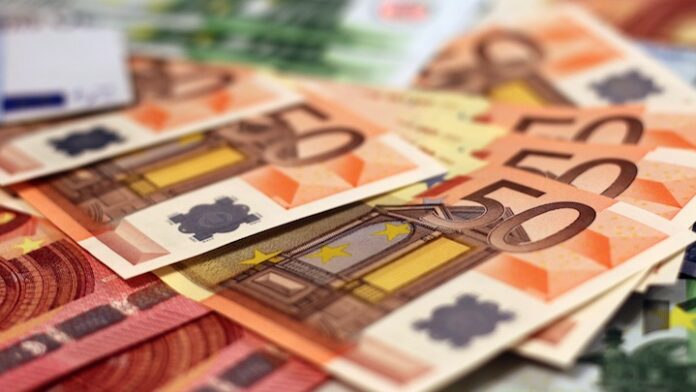 Centrale Bank Suriname versoepelt melding herkomst van gestorte US dollars en euro's