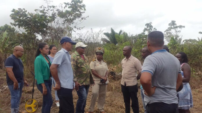 LVV Suriname bezoekt Ricanau Mofo voor opzet Farmers Field School