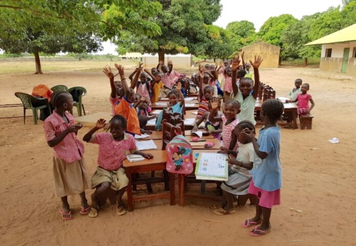 Draag letterlijk je steentje bij aan de bouw van een basisschool in Gambia