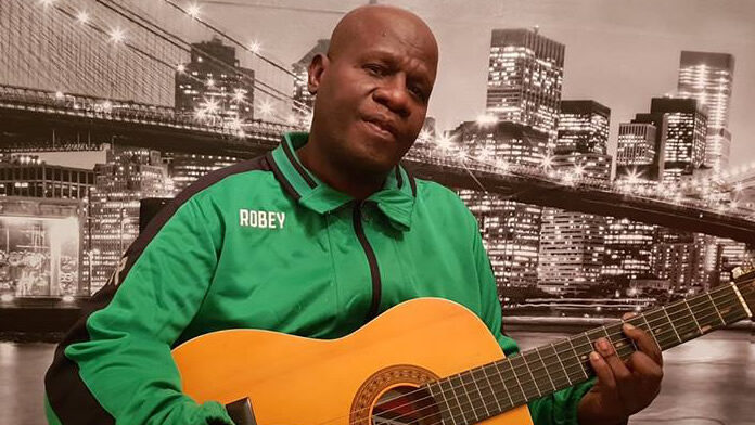Stoffelijk overschot van zanger Paul Nijon voor begrafenis naar Suriname