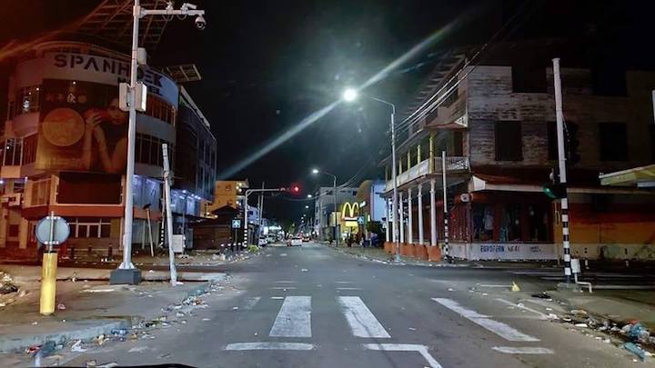 Organisatie AVD weigert te betalen voor schoonmaken na wandelmars Suriname