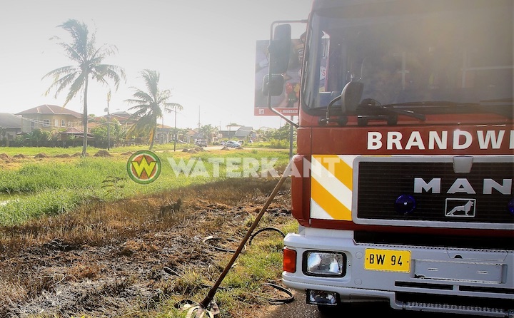 VIDEO: Woning volledig afgebrand in Suriname