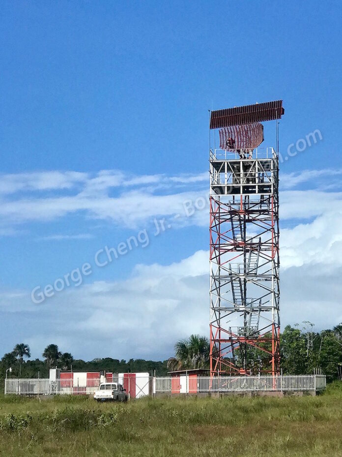 Hoofd Luchtvaartdienst Suriname spreekt geruchten dat radar Zanderij niet werkt tegen