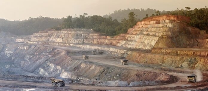 Ernstige rellen uitgebroken bij goudbedrijf in Suriname