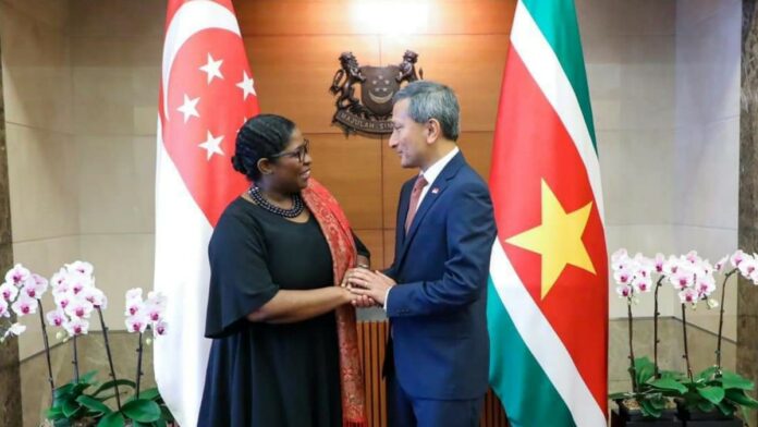 Suriname verstevigt bilaterale relatie met Singapore