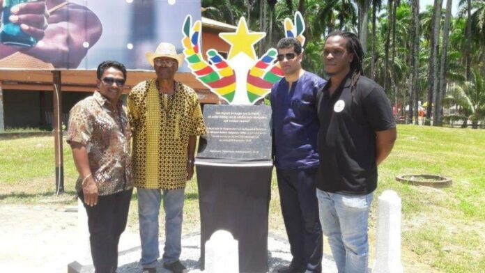 Monument onthuld bij viering Dag der Migranten in-Suriname