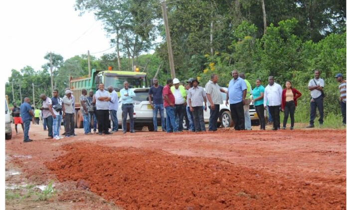Start rehabilitatie Suralcoweg in Suriname