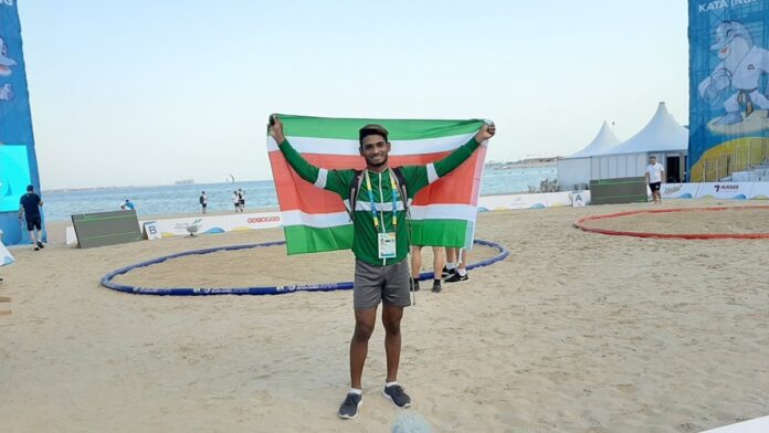 Nickeriaanse worstelaar(19) vertegenwoordigd Suriname in Qatar