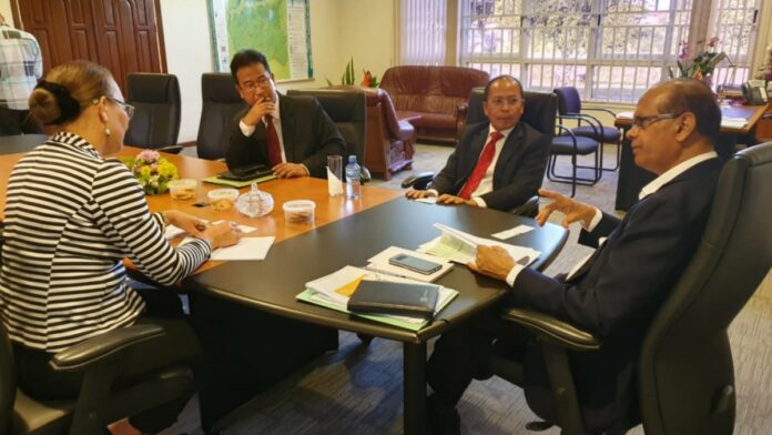 Indonesische ambassadeur bracht bezoek aan LVV-minister Parmessar