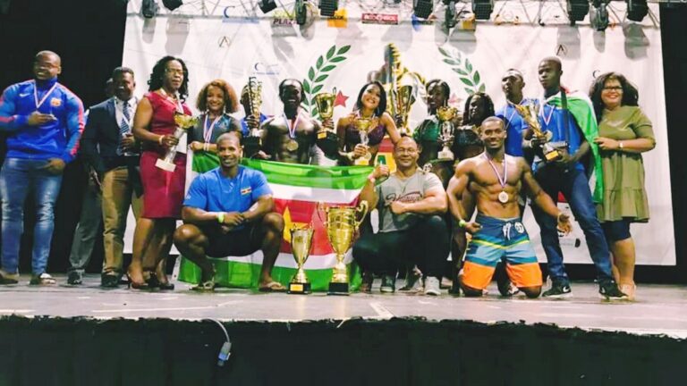 Surinaamse bodybuilders kampioen in alle categorieën Yana Cup