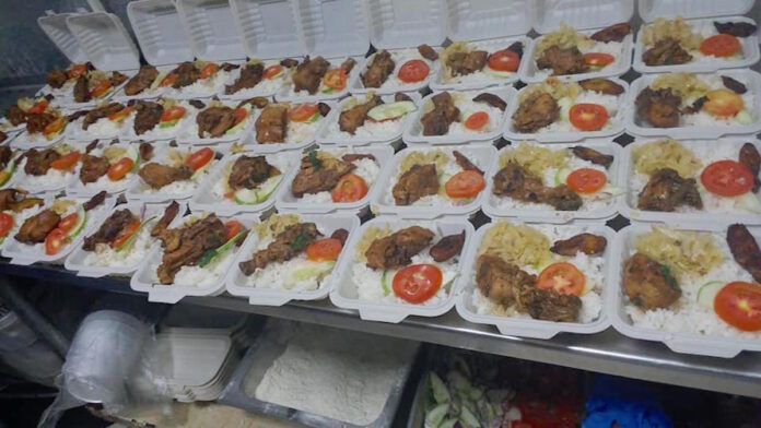 NDP bestelde honderden porties eten voor bijeenkomst te Colakreek