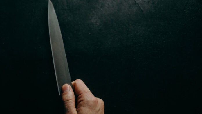Plagen en slaan loopt uit de hand: 10-jarige verwondt jongen met mes