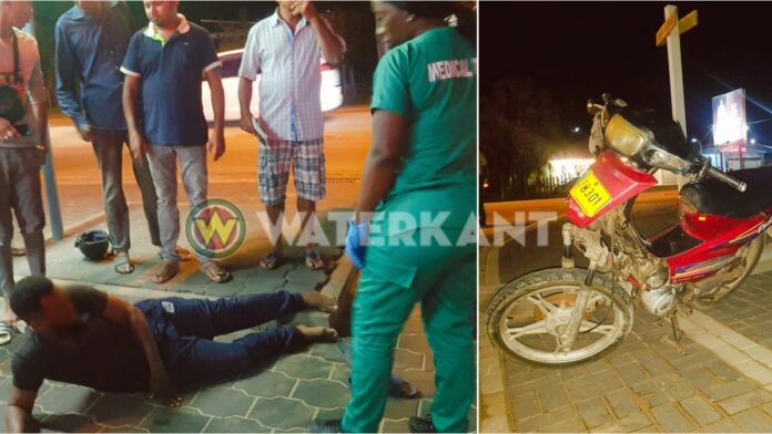 Bromfietser en bijrijder gewond bij aanrijding aan de Indira Gandhiweg