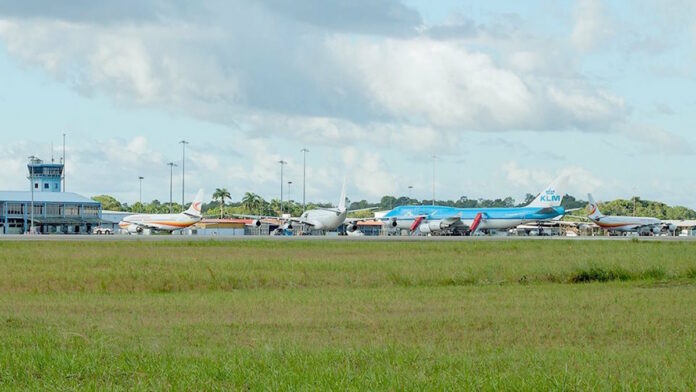 'Suriname wil internationale vluchten beperken vanwege coronavirus'