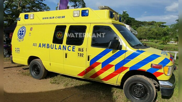 ambulance-suriname-op-locatie-nieuw