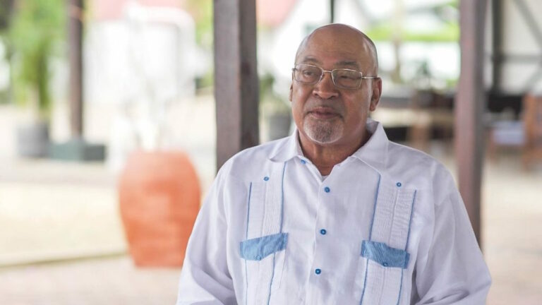 President: ‘Geen politiek bedrijven met coronavirus in Suriname’