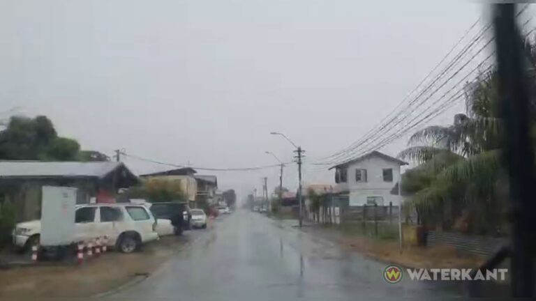 VIDEO: Lege straten tijdens total lockdown op de woensdag in Suriname