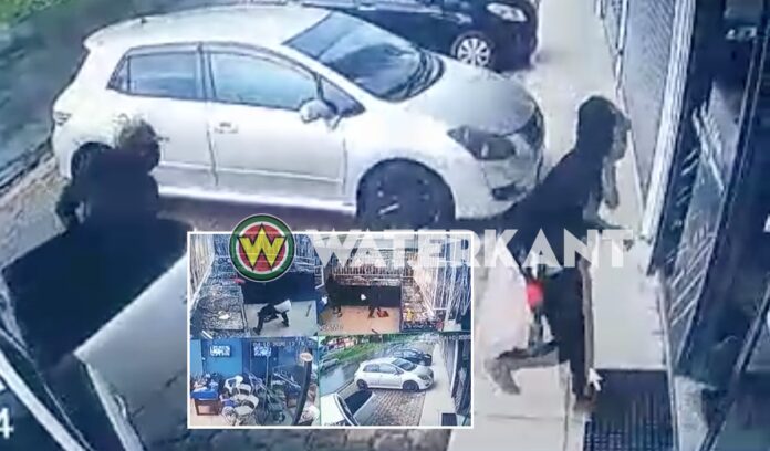 Rovers overvallen juwelierszaak in Paramaribo