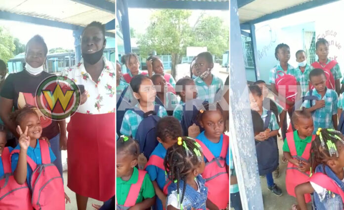 500 schooltassen gedoneerd aan schoolkinderen in Suriname