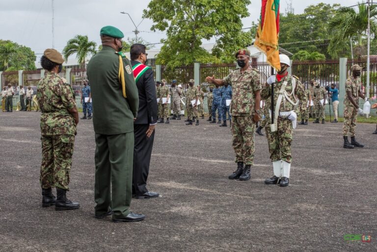 Leger Suriname krijgt binnenkort nieuwe leiding