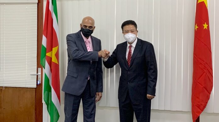 Suriname kan op steun China rekenen om duurzame ontwikkeling te bereiken
