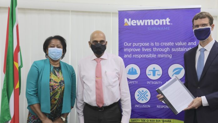 Newmont geeft US$10 miljoen financiële steun om economische crisis te verlichten