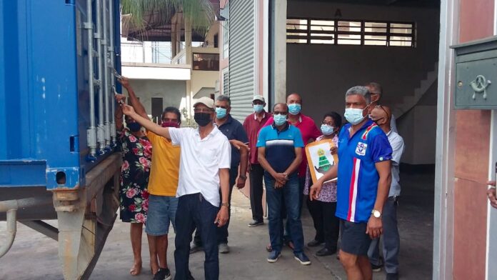VG Himmat stuurt 20ste container met hulpgoederen naar Suriname