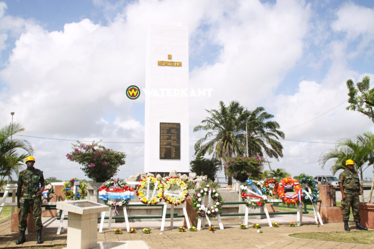Herdenking gesneuvelde Surinaamse soldaten tijdens Tweede Wereldoorlog