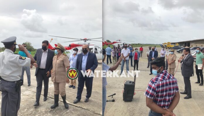President brengt spoedbezoek aan Nickerie per helikopter