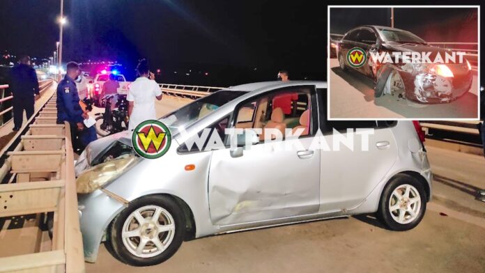 Aanrijding tussen twee auto's op Bosje brug tijdens lockdown